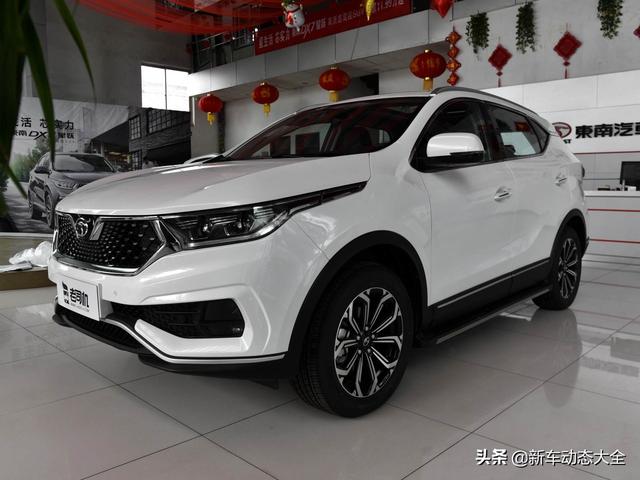 不输本田发动机的动力，2.7米轴距的自动挡SUV，东南DX7