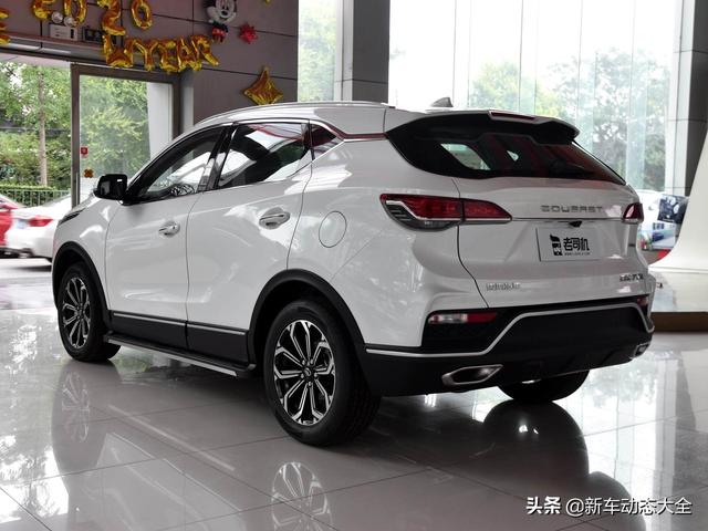 不输本田发动机的动力，2.7米轴距的自动挡SUV，东南DX7