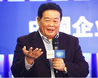 “中国首善”曹德旺20年创业，成为中国汽车玻璃大王