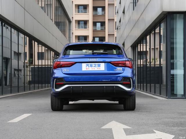 全系标配运动套件！这辆德系轿跑奥迪Q3 Sportback帅到爆