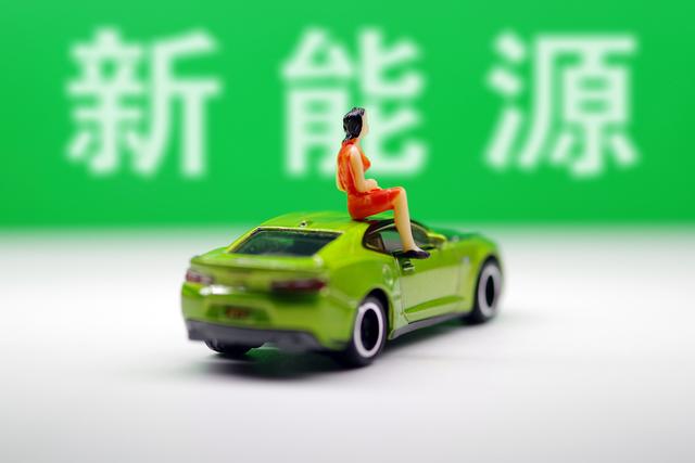 知乎三大“吹”：洗碗机、新能源汽车、C1驾照