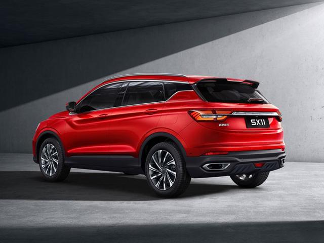 搭1.5T引擎 能跑赢宝马X1的紧凑型SUV 吉利全新SX11官图解析