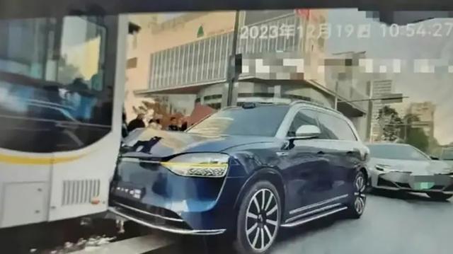 华为2024年至少推8款新车，关于新势力的降价潮，也要来了？