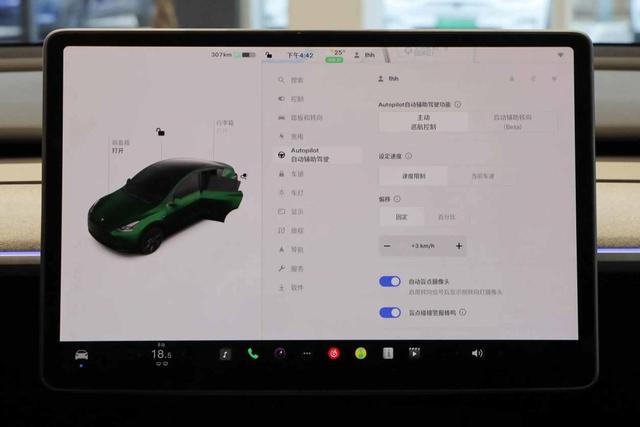 纯电SUV硬核PK，昊铂HT VS特斯拉Model Y，谁更值得入手？