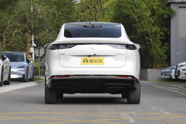 纯电SUV硬核PK，昊铂HT VS特斯拉Model Y，谁更值得入手？