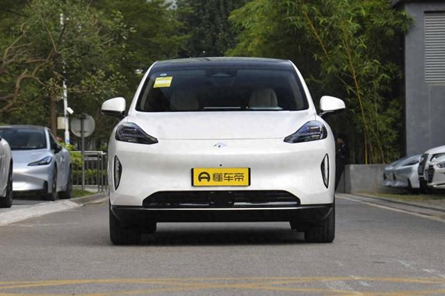 纯电SUV硬核PK，昊铂HT VS特斯拉Model Y，谁更值得入手？