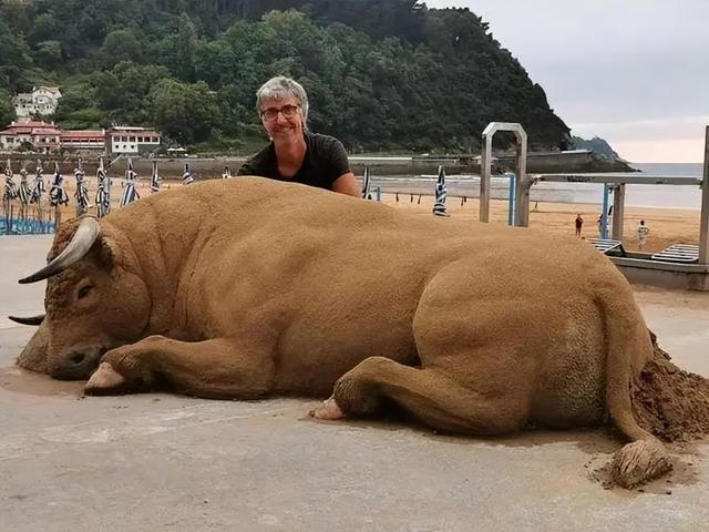 20张活久未见的历史照片：埃及法老的墓室被打开后，好像仓库一样