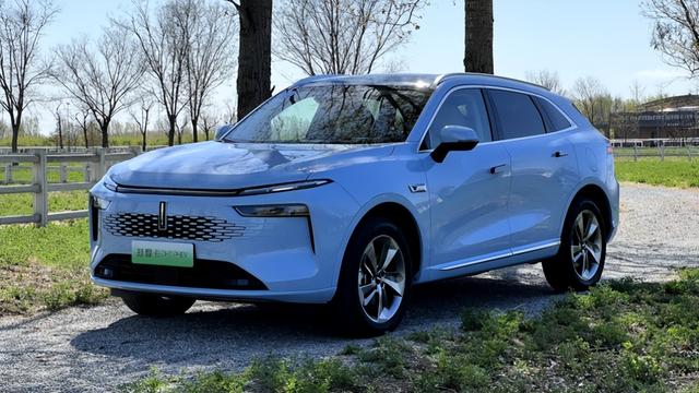 大五座混动SUV新旗舰？试驾体验魏牌新摩卡DHT-PHEV