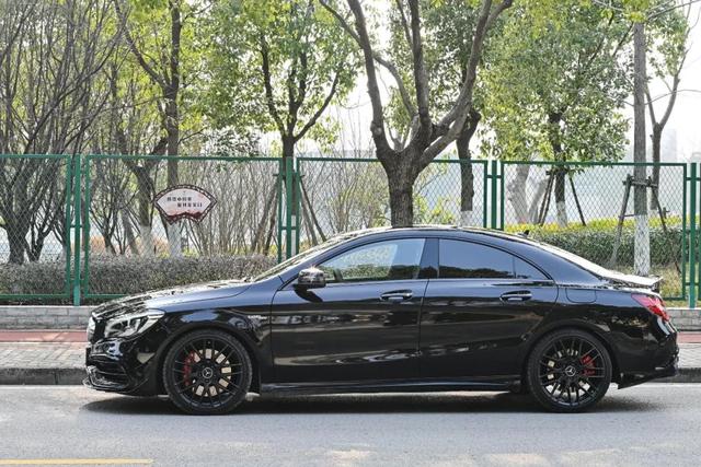 预算40万换跑车，因颜相遇，为缘相拥——二手奔驰CLA 45 AMG