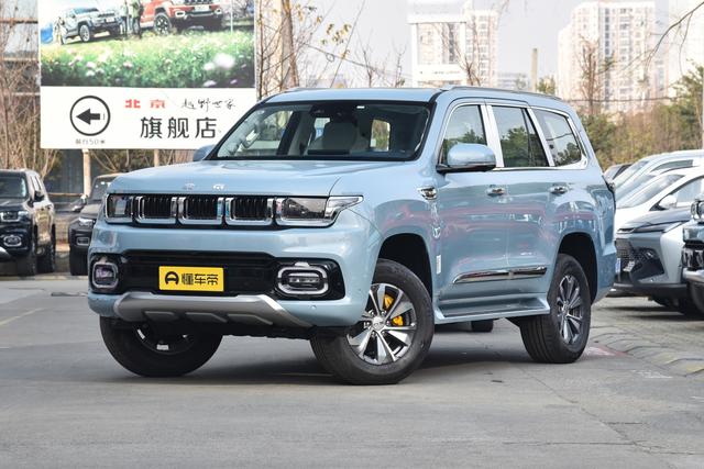 三款热门“硬汉级”SUV，谁才是真正的“家玩兼得”?