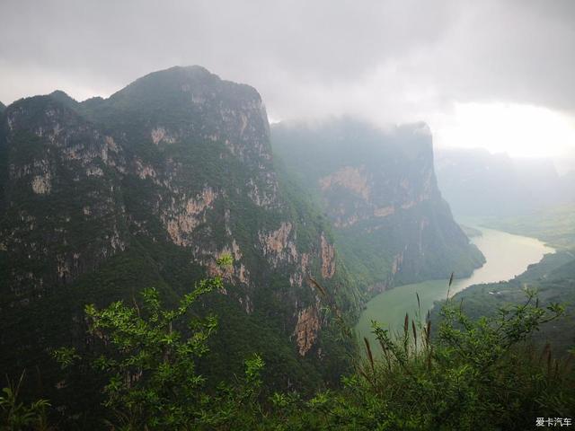 长途摩旅利器，宝马F750GS七千公里用车分享，无钥匙启动很拉风