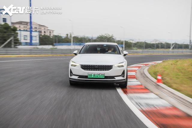 天生的性能优越感 赛道试Polestar极星2