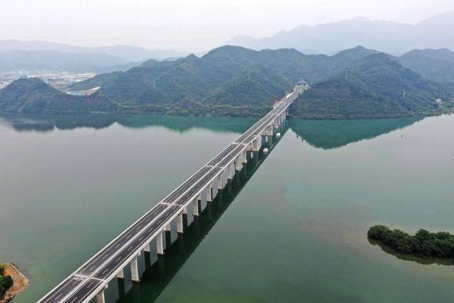 杭州市民到莫干山旅游，今后要快半小时，省内一批重大交通项目即将建成通车