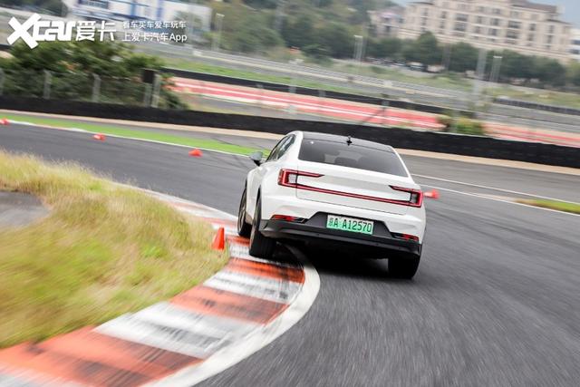 天生的性能优越感 赛道试Polestar极星2